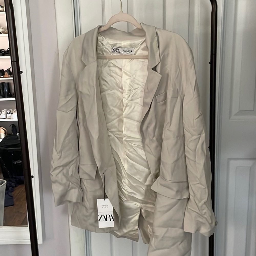Brand New Oversized Cream Zara Blazer